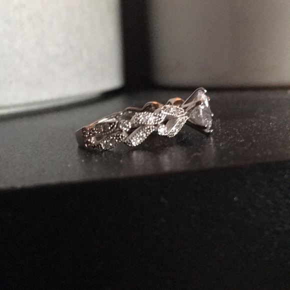 Silver ring charmed aroma - Picture 2 of 3